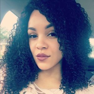 Meet your Posher, Jas